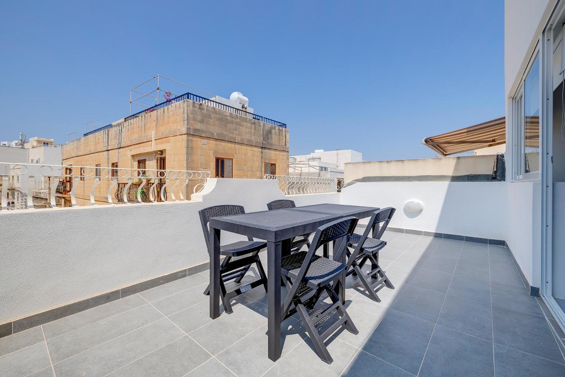 Stunning 2Br Holiday Penthouse In Central Sliema Exterior foto